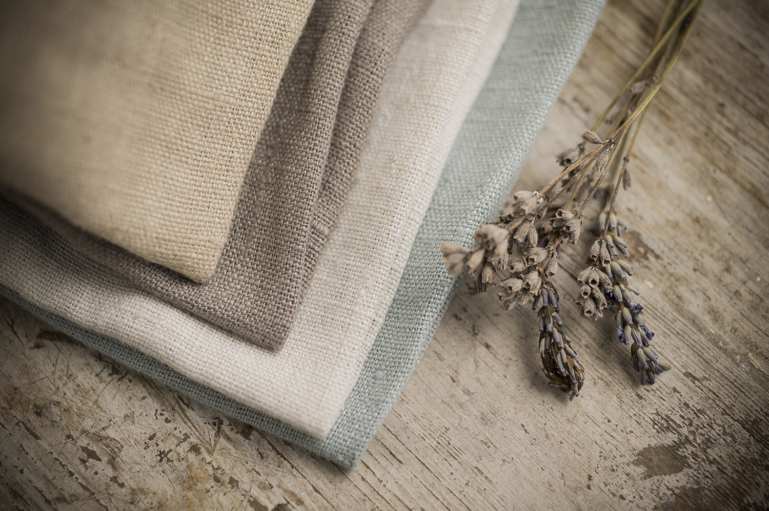 Why Use Beddings Made From Linen Fabric?